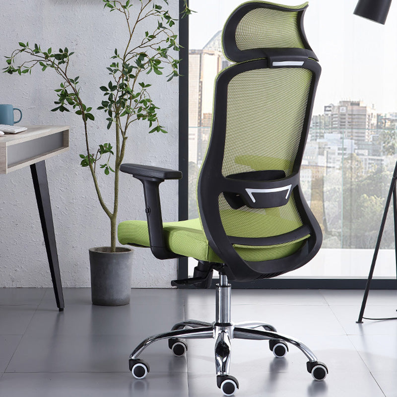 Chaise de bureau verte moderne, siège réglable en hauteur, avec roulettes