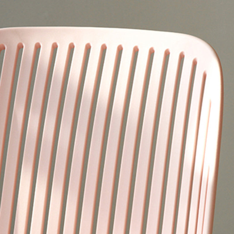 Noordse stijl armloze zijstoelen plastic stoelen met plastic benen voor thuisgebruik