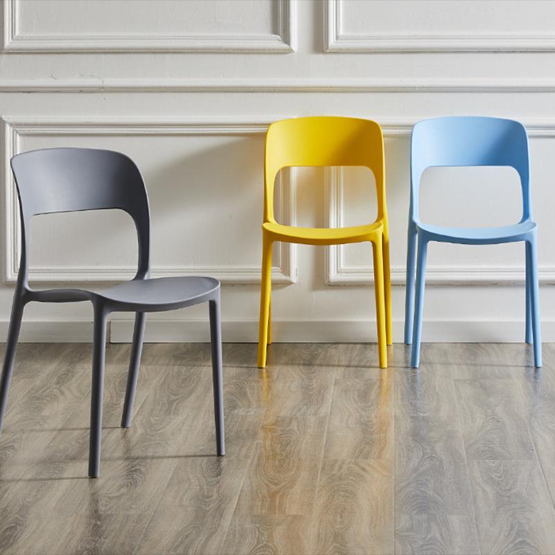 Sedie laterali senza braccia in stile nordico sedie posteriori aperte con gambe di plastica per uso domestico