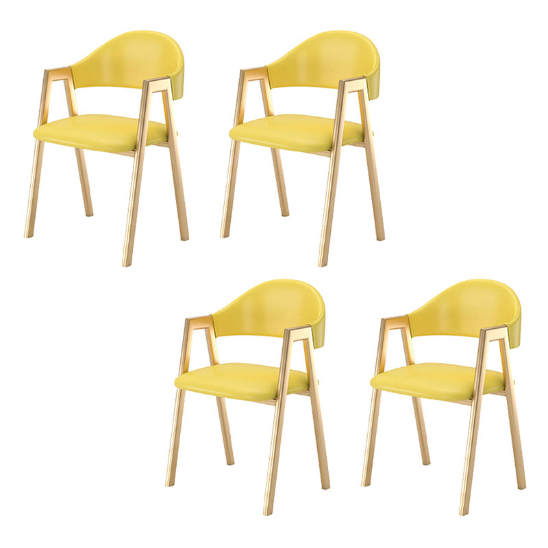 Chaise de salle à manger rembourrée chaise de salle à manger à l'arrière avec des jambes en métal doré