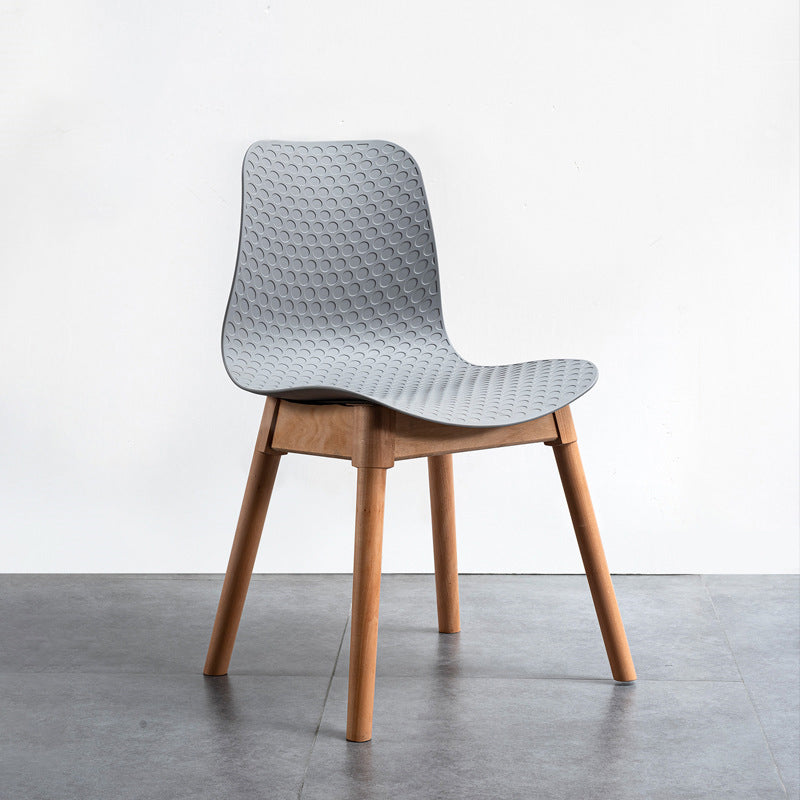 Sedie di plastica in stile nordico sedie laterali senza braccio con gambe in legno per cucina
