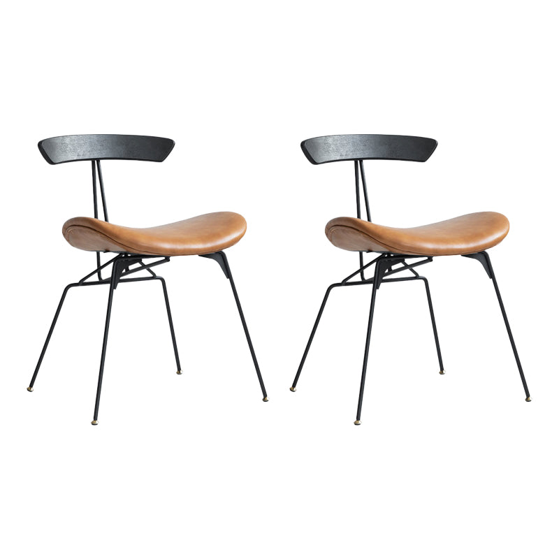 Sedie da pranzo senza braccio imbottite industriali.