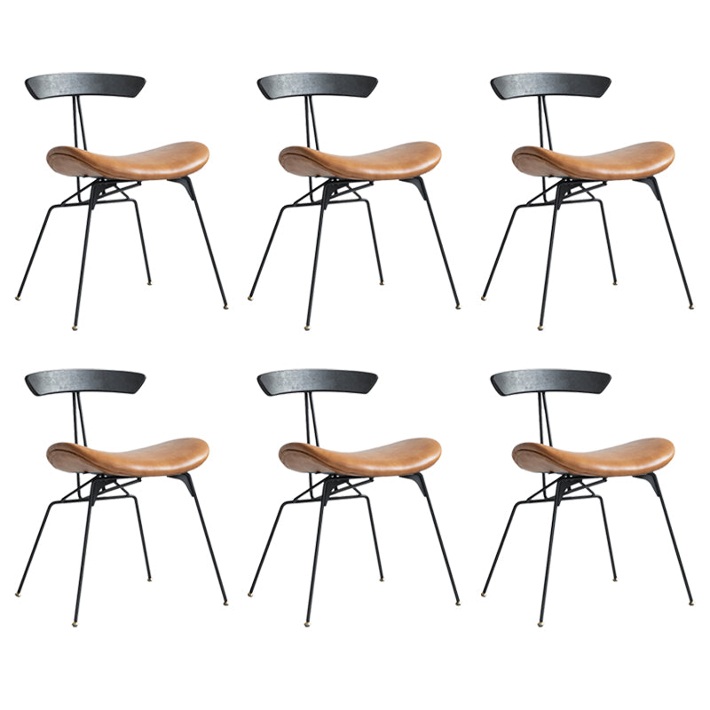 Sedie da pranzo senza braccio imbottite industriali.