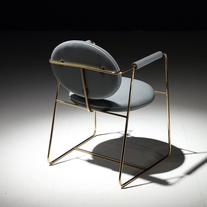 Silla de comedor de cuero con silla de brazo glamorosa con marco de oro para el hogar