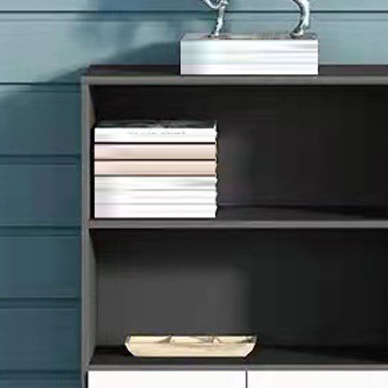 Armadio di archiviazione in legno di blocco verticale in stile industriale