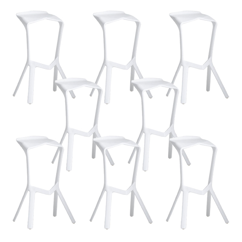 Tabouret de bar en plastique industriel Tabouret de hauteur de bar empilable d'intérieur