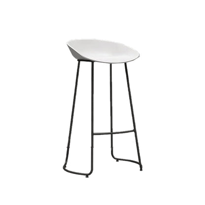 Taburete de bar de metal de estilo moderno, taburete de plástico con respaldo bajo para restaurante