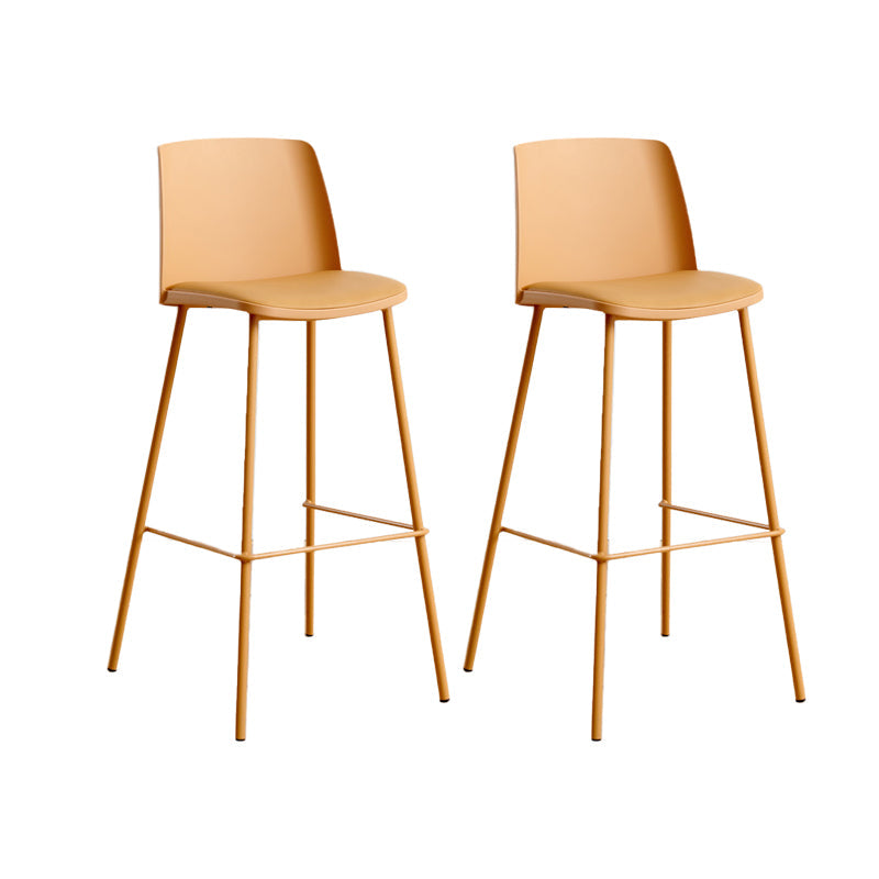 Taburete de bar de metal de estilo moderno, taburete de mostrador con respaldo de plástico para Bristol