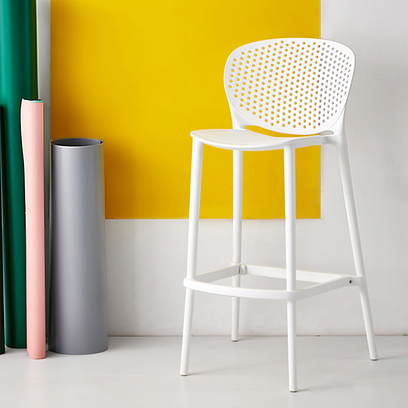 Industrial Stackable Armless Bar Stool Plastic Low Back Bar Stool White 1 Piece Clearhalo 'Bar Furniture' 'Bar Stools' 'bar_stools' 'furn' 'furn_bar_stools' 'Furniture' 'Kitchen & Dining Furniture' 6473091