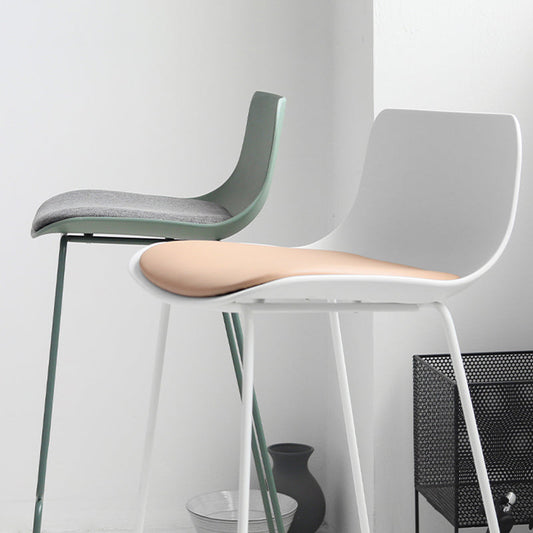 Sgabello da bar in plastica senza braccio interno industriale con imbottito