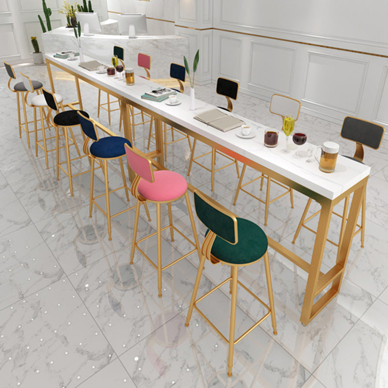 Table de bistro à hauteur de bar Glam avec plateau en bois massif pour utilisation en terrasse