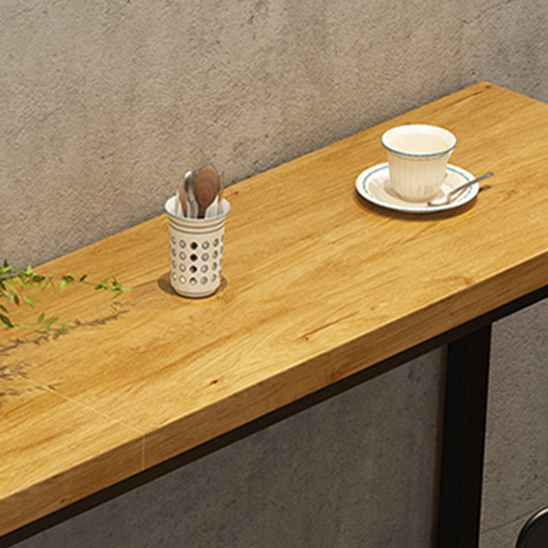 Mesa de altura de barra industrial, mesa de pub tipo bistró con tapa de madera maciza y base de caballete