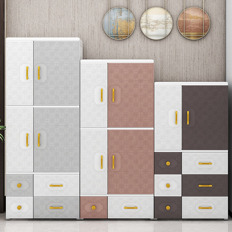 Armario con bisagras con varilla de ropa Armario de plástico