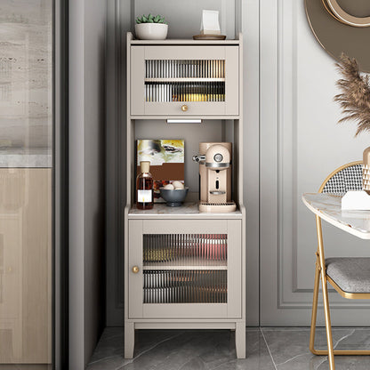 Scheda laterale in pietra a buffet da pranzo in stile glam con armadi e cassetti