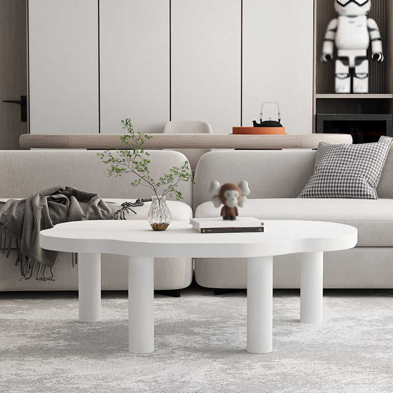 Table basse scandinave en bois massif blanc
