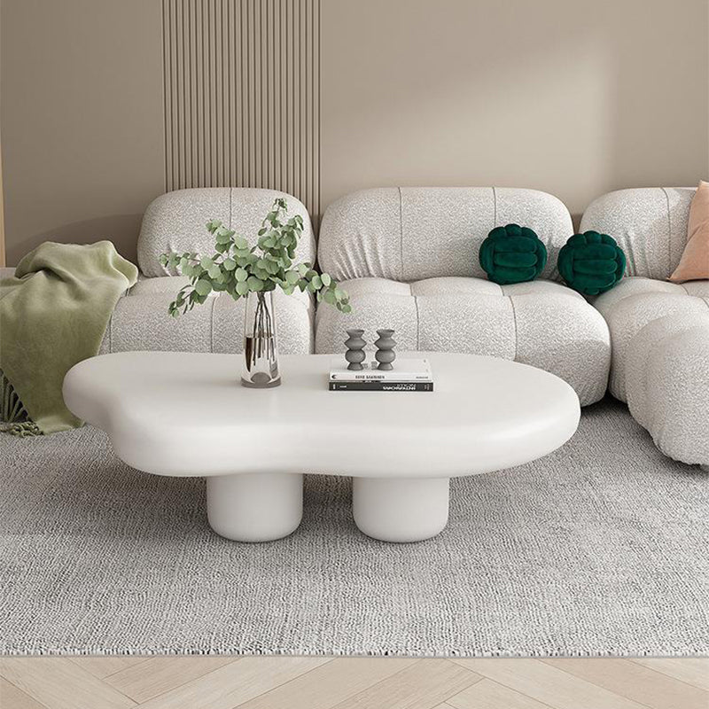 Nordischer wolkenförmiger Couchtisch aus Massivholz mit 4 Beinen