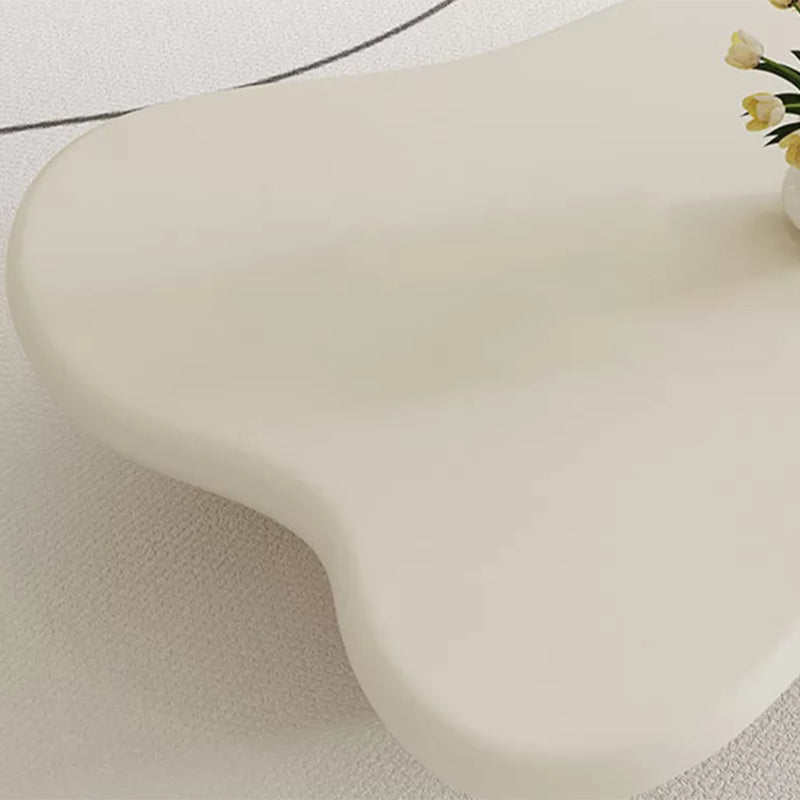 Nordischer wolkenförmiger Couchtisch aus Massivholz mit 4 Beinen