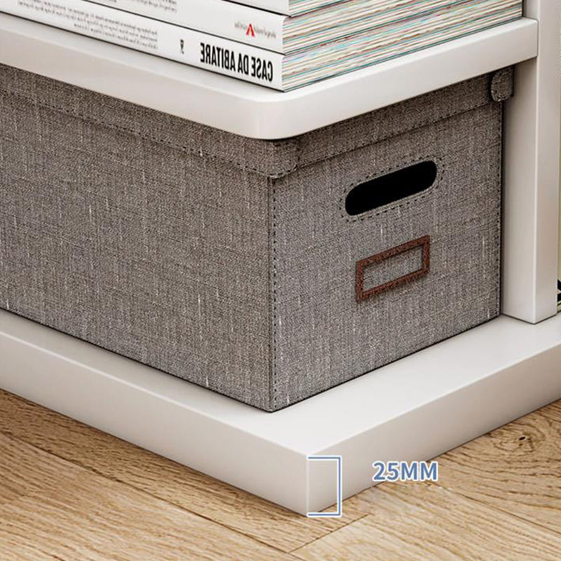 Libreria di libreria contemporanea in legno ingegnerizzato con scaffali