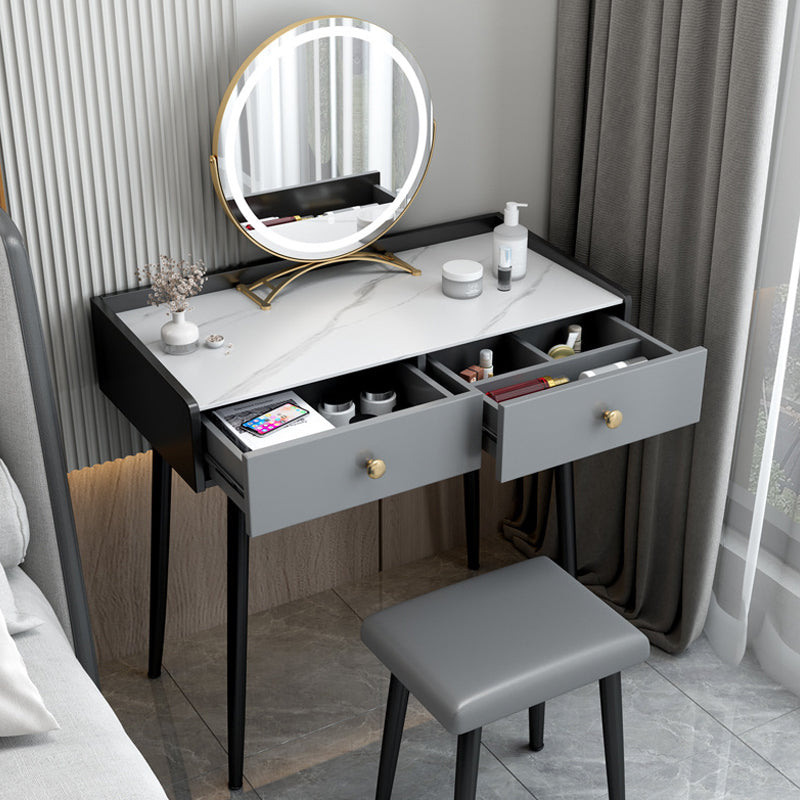 Hedendaagse stenen ijdelheid, opslaglade met ontlasting, zwart/wit