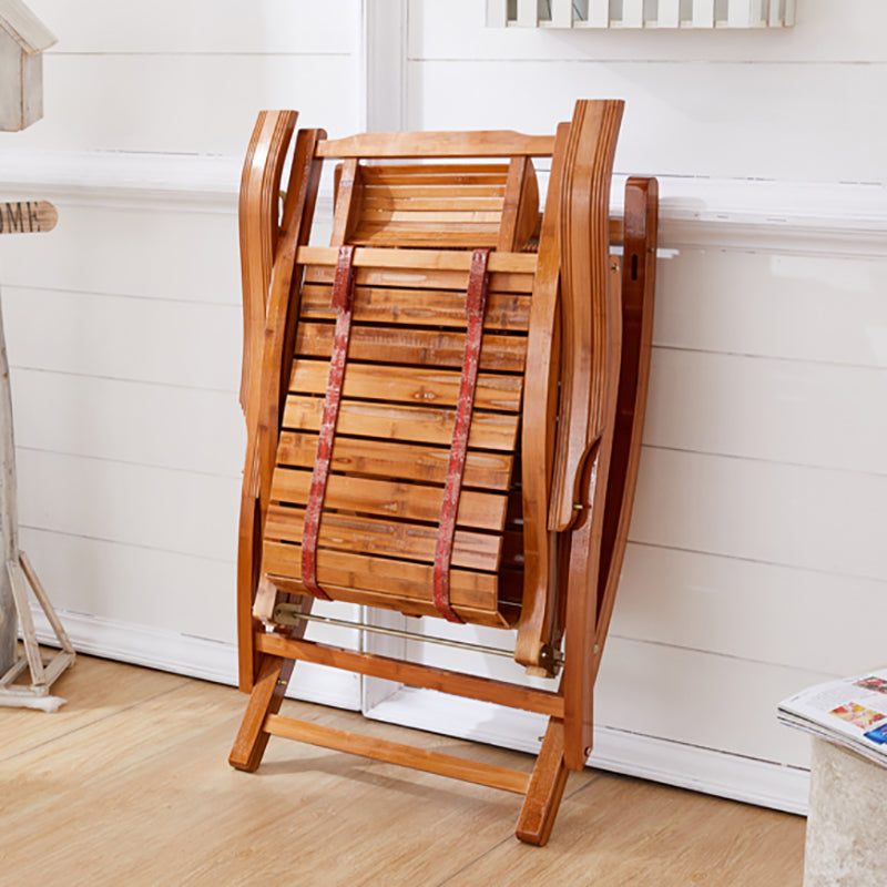 Chaise à bascule en bois de style moderne