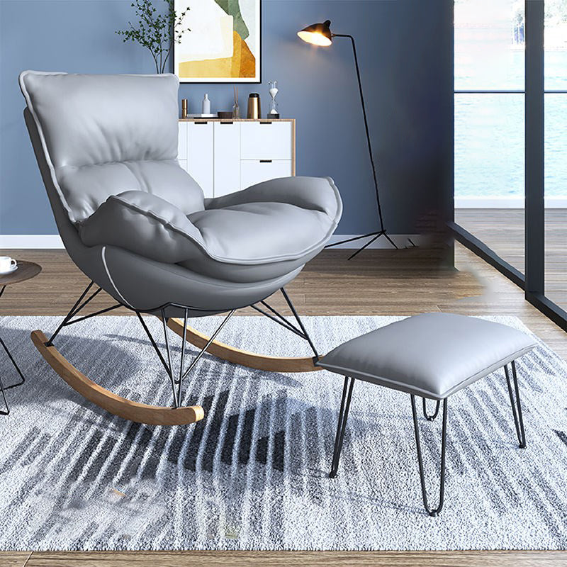 Moderna sedia da bilanciere imbottita sedia da bilanciere resistente alla cornice in metallo con ottomano