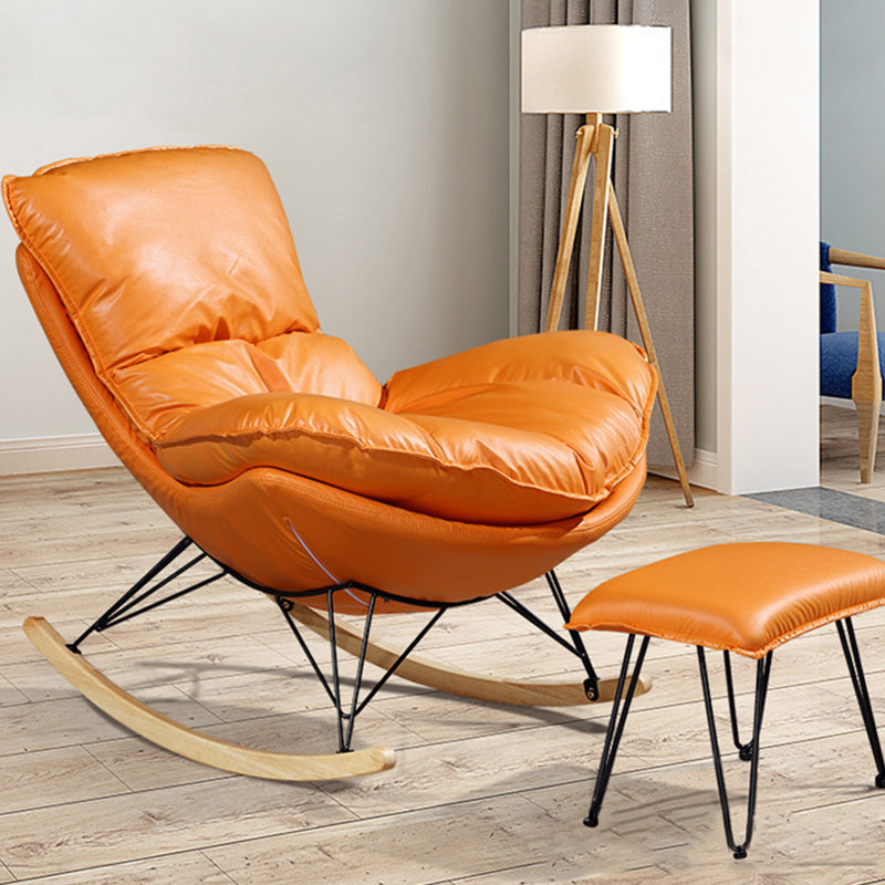 Chaise de rocker moderne à chaise à ossature du cadre en métal avec ottoman