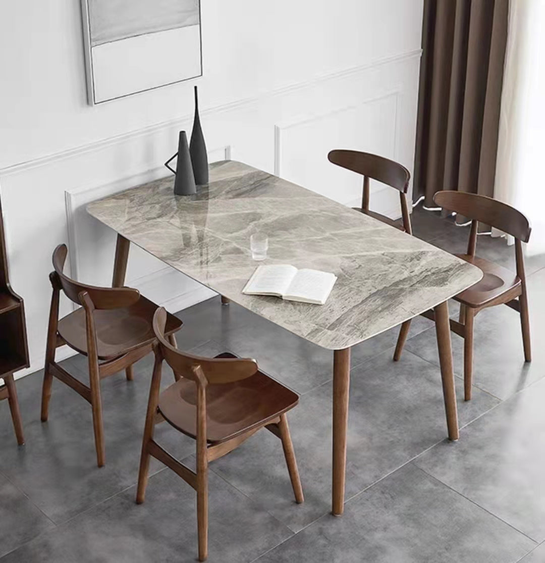 Dinettetafel met glanzend grijs stenen blad en houten frame, eettafel uit het midden van de eeuw voor thuis