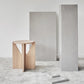 Mesa de centro de madera maciza Mesa de centro o auxiliar redonda contemporánea en negro y natural