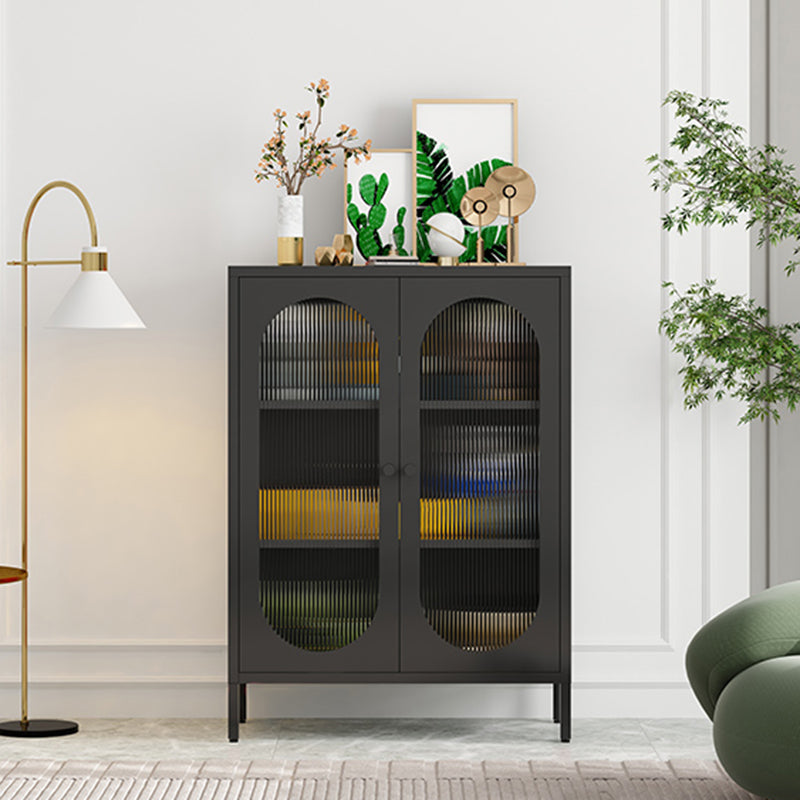 Selteboard a buffet in metallo a buffet in stile glam con armadi