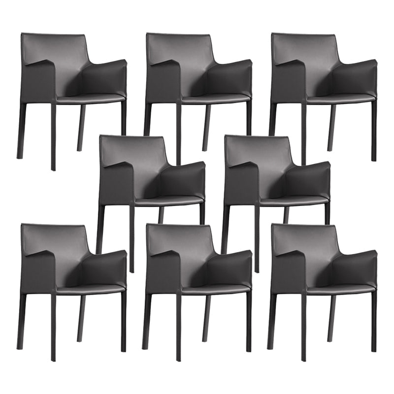Chaise de bras moderne en cuir chaise à manger intérieure avec base en métal