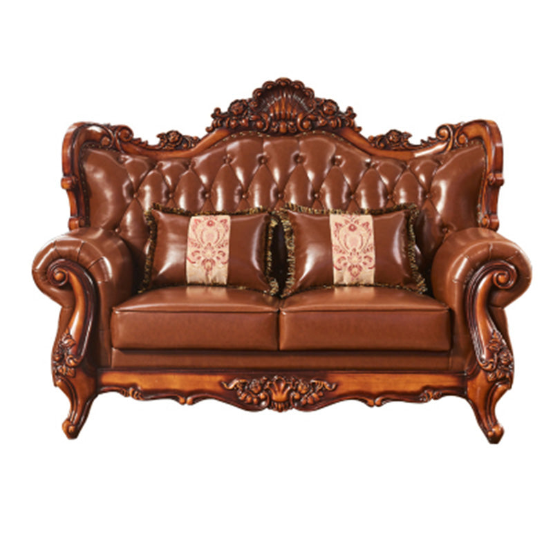 茶色の枕が付いたクラシックな房状のスプリットバック座席フレアアームソファ