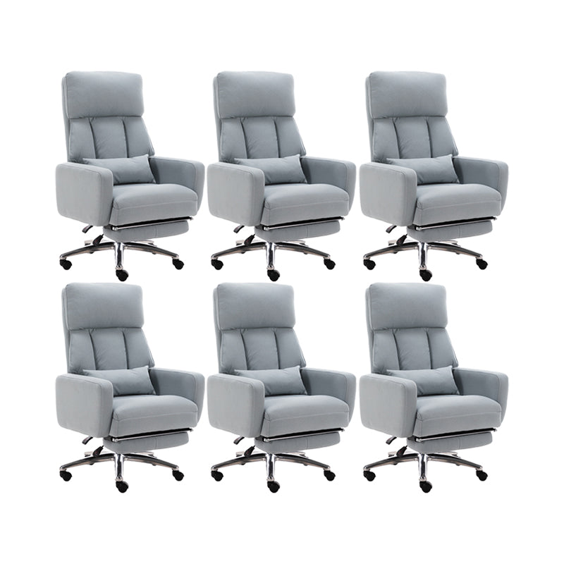Fauteuil de direction moderne sans bras, repose-pieds inclus, chaise de direction pour le bureau