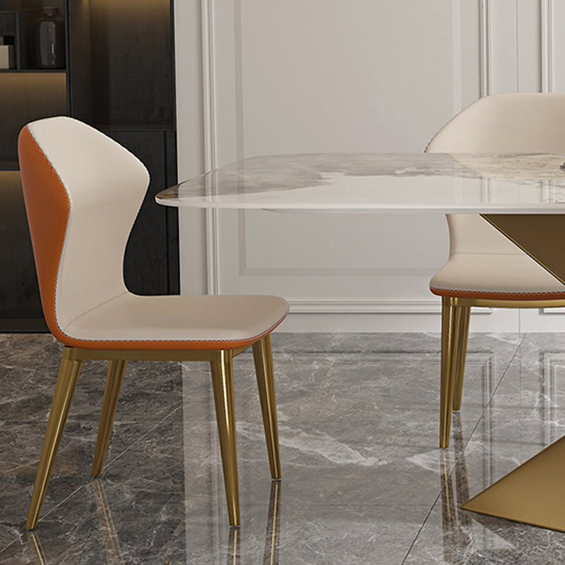 Glamourösster Set mit Lederstühlen 1