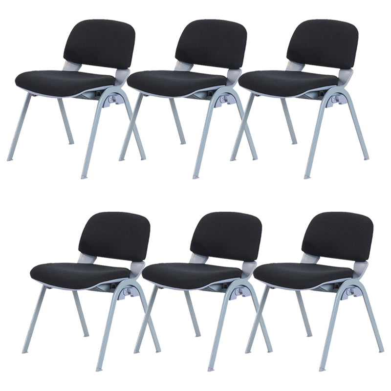 Presidente della conferenza ergonomica moderna senza braccio.