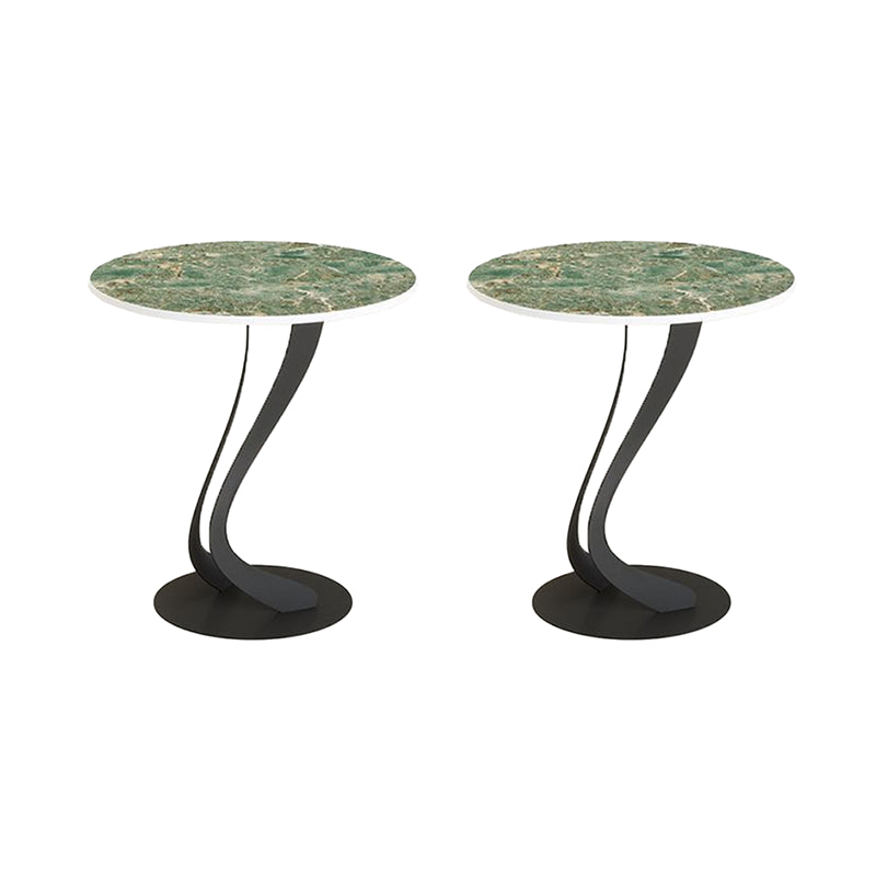 Zeitgenössischer runder Schiefer -Seiten Tabelle 20,5 "hoher abstrakter Endtisch