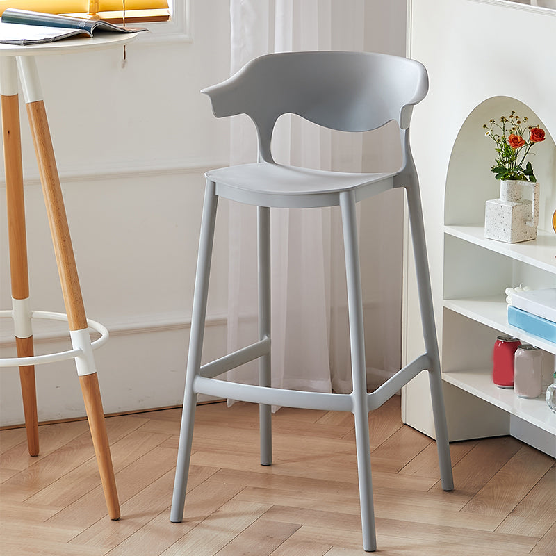 Sgabello da bar alto in plastica senza braccioli per interni Sgabello da bar industriale impilabile con schienale basso