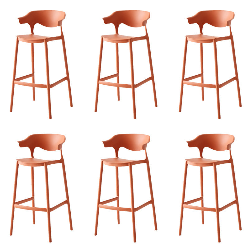 Sgabello da bar alto in plastica senza braccioli per interni Sgabello da bar industriale impilabile con schienale basso