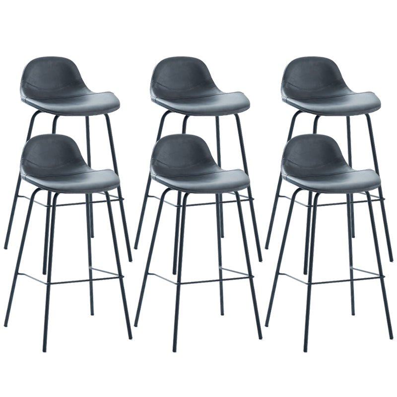 Tabouret de bar moderne en faux cuir, tabouret d'intérieur à dossier bas avec pieds en métal
