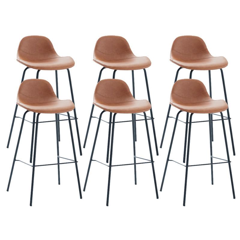 Tabouret de bar moderne en faux cuir, tabouret d'intérieur à dossier bas avec pieds en métal