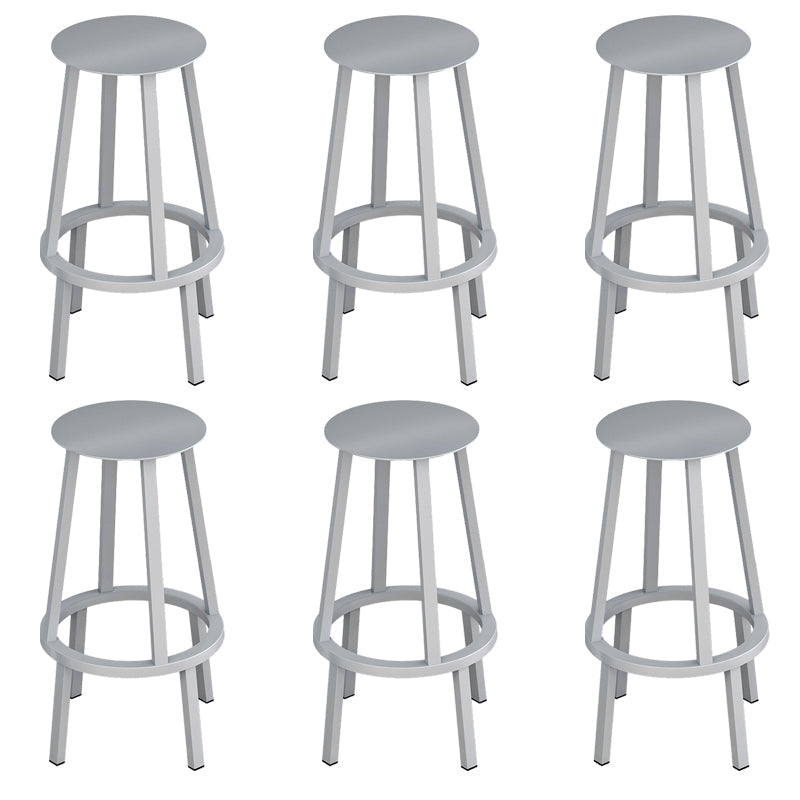 Tabouret de comptoir arrière rotatif industriel tabouret en fer avec pédale pour bar