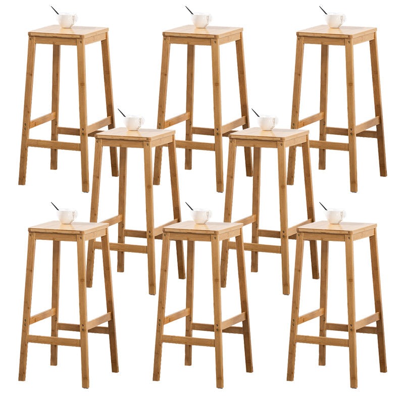 フットレスト付きコンテンポラリーダイニングスツールスクエアソリッドウッドバースツール