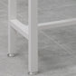 Mesa rectangular con altura de barra, patas blancas y mesa de bar con base de metal para uso en patio