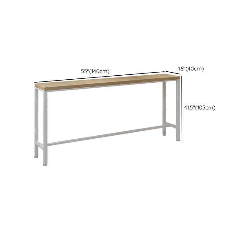 Mesa rectangular con altura de barra, patas blancas y mesa de bar con base de metal para uso en patio