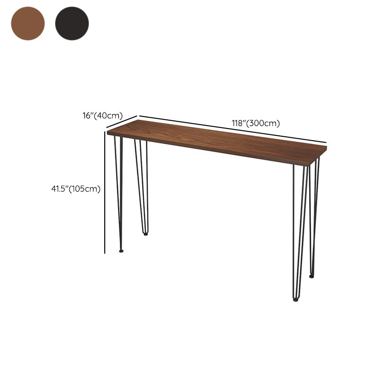 Table de bar rectangulaire à hauteur de pieds noirs et base en métal avec quatre pieds
