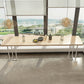 Moderner Bistro-Bartisch aus massivem Holz, rechteckiger Bartisch mit Metallgestell
