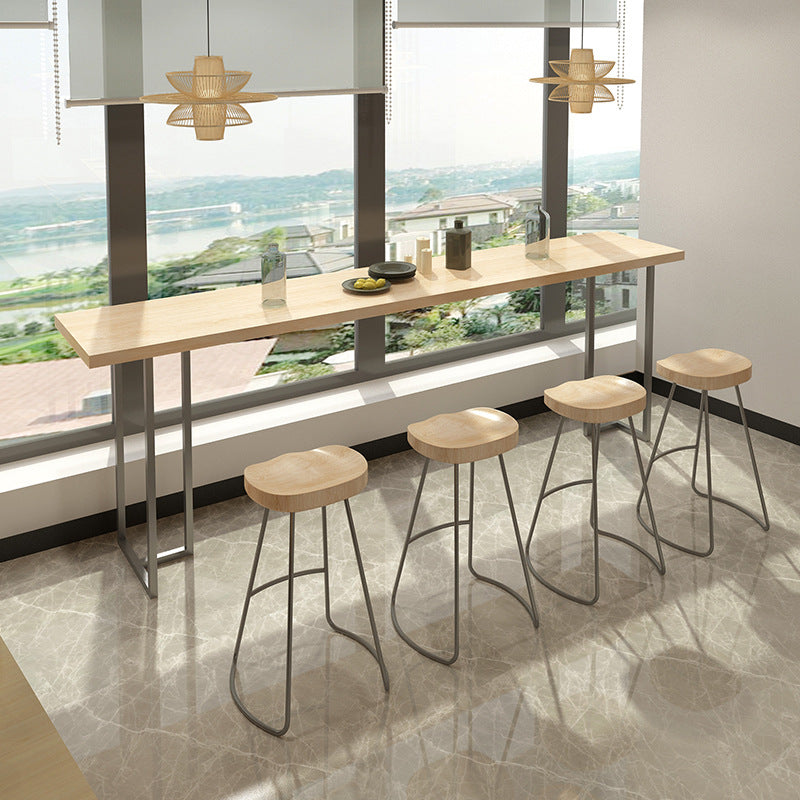 Moderner Bistro-Bartisch aus massivem Holz, rechteckiger Bartisch mit Metallgestell