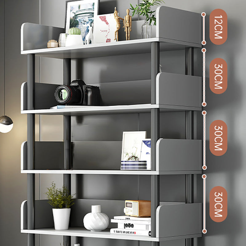 Zeitgenössisches Standard -Bücherregal aus dem Bücherregal mit Regalen