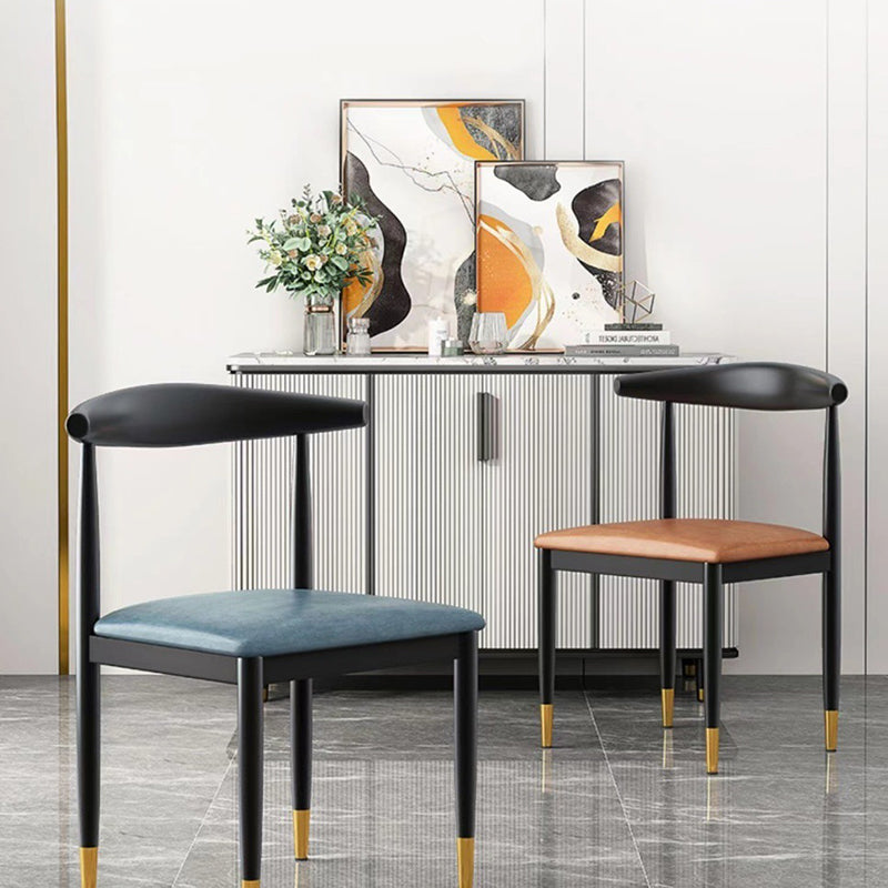 Chaise de salle à manger en métal chaise rembourrée contemporaine