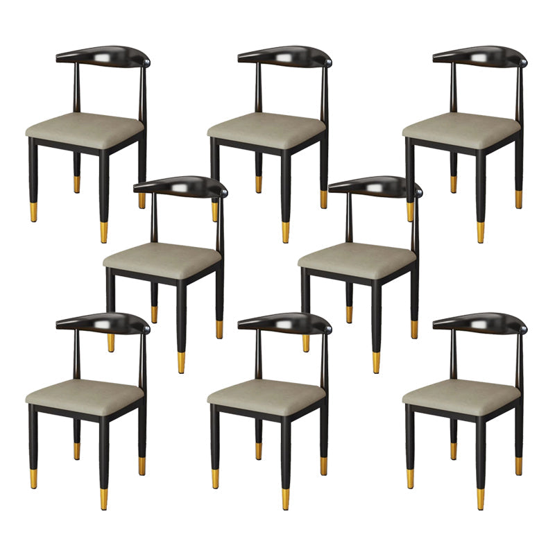 Chaise de salle à manger en métal chaise rembourrée contemporaine