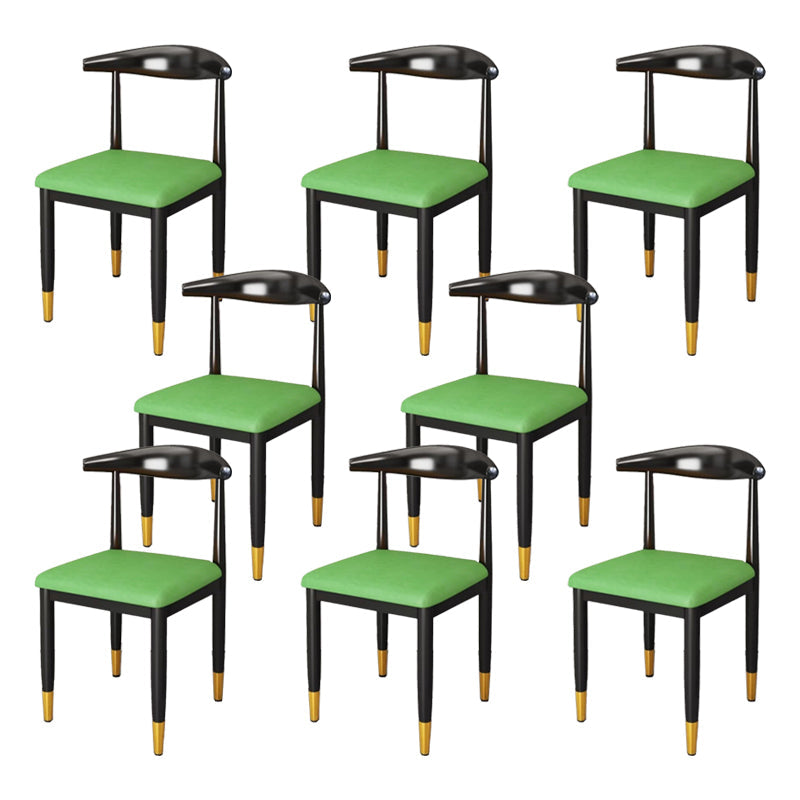 Chaise de salle à manger en métal chaise rembourrée contemporaine